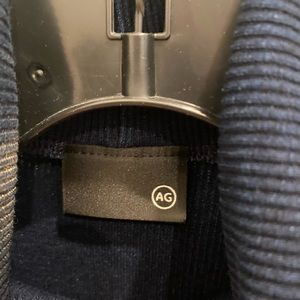 AG turtle neck knee length